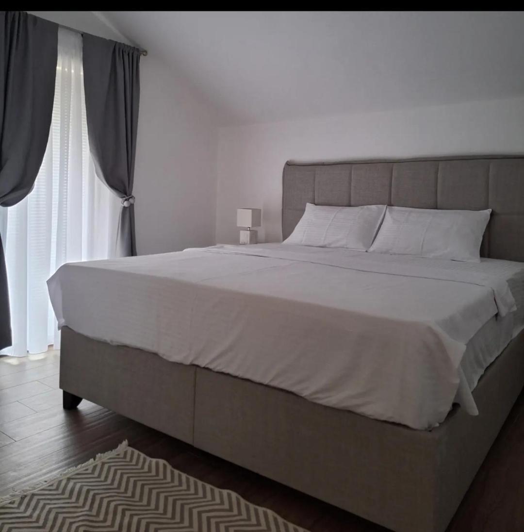 Apartments Ponta Krasici Tivat Luaran gambar